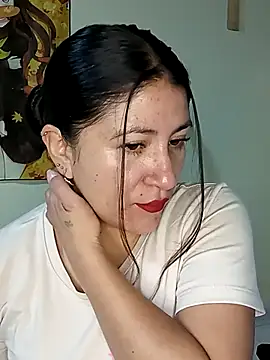 Snapshot of nammy__dirtyhott chatting on 27, 11, 2025 nammy dirtyhott online show from 27, 11, 2025