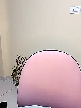 Snapshot of nammy__dirtyhott chatting on 16, 10, 2025 nammy dirtyhott online show from 16, 10, 2025