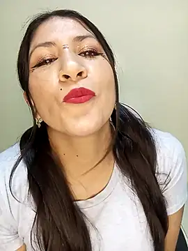 Snapshot of nammy__dirtyhott chatting on 28, 10, 2025 nammy dirtyhott online show from 28, 10, 2025