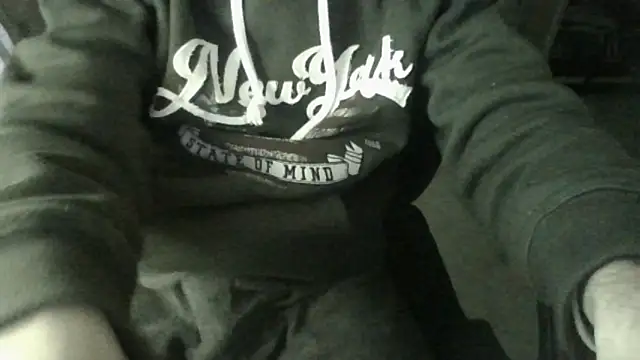 FranciCazzone online show from 4, 3, 2025