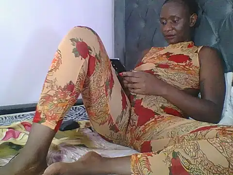 SilentQueen93 online show from 10, 4, 2026