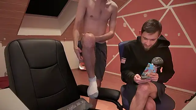 naked psy online show from 3, 12, 2024