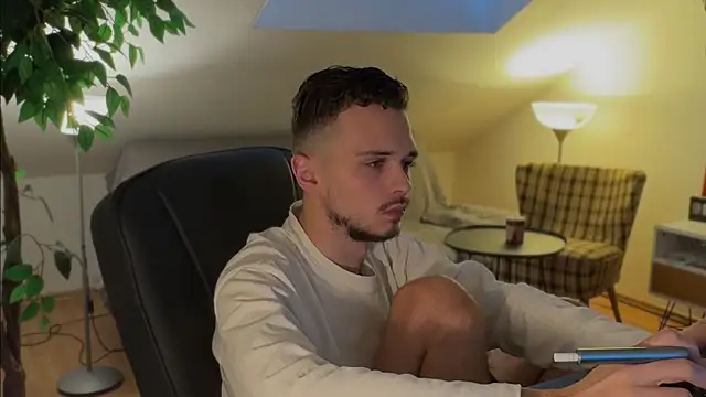 naked psy online show from 9, 11, 2025