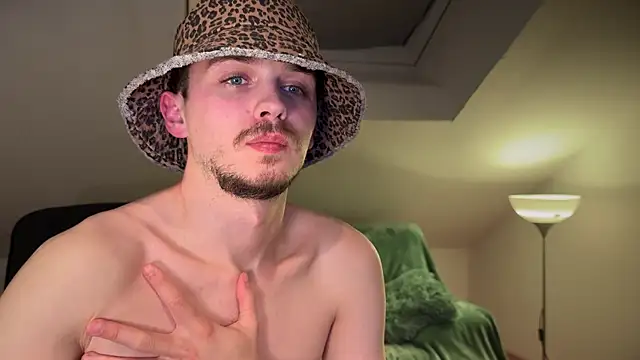 naked psy online show from 9, 3, 2025