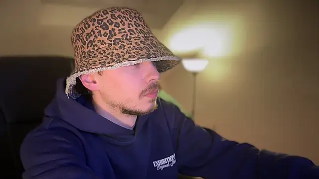 naked psy online show from 12, 3, 2025