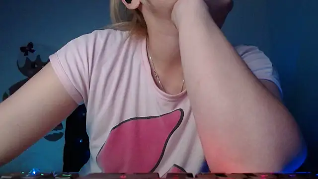 69liamilk69 online show from 13, 1, 2026