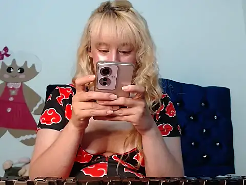 69liamilk69 online show from 6, 11, 2025