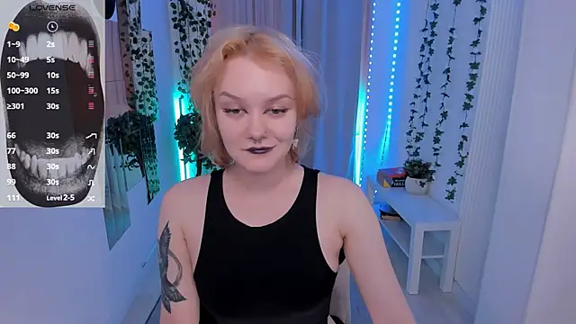 cyber whore  online show from 22, 4, 2026