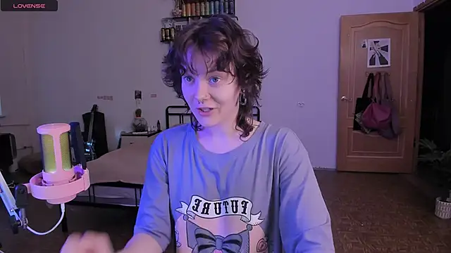 cyber whore  online show from 29, 9, 2025