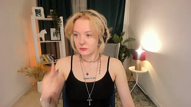 cyber whore  online show from 5, 5, 2026