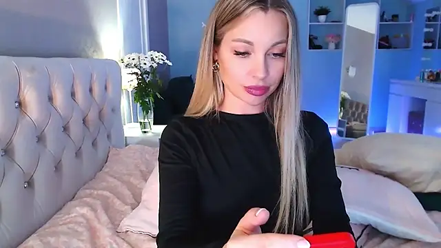 MissSiona online show from 25, 2, 2025