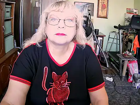 LOLA8888 online show from 25, 9, 2025