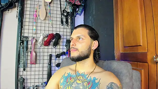 Twisted Fantasy online show from 16, 3, 2025