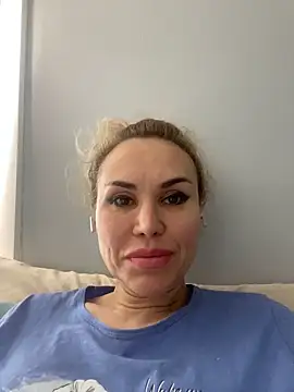 Radmila Queen  online show from 15, 5, 2026