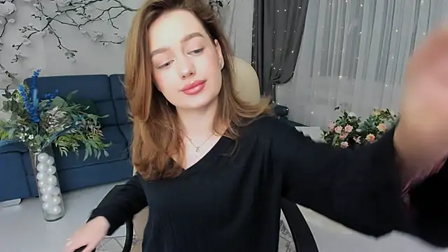 MiracleCurly online show from 2, 3, 2026