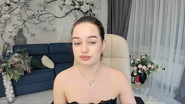 MiracleCurly online show from 4, 2, 2026