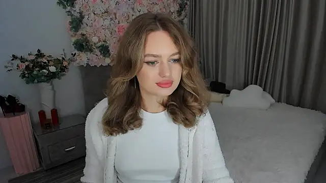 MiracleCurly online show from 7, 10, 2025