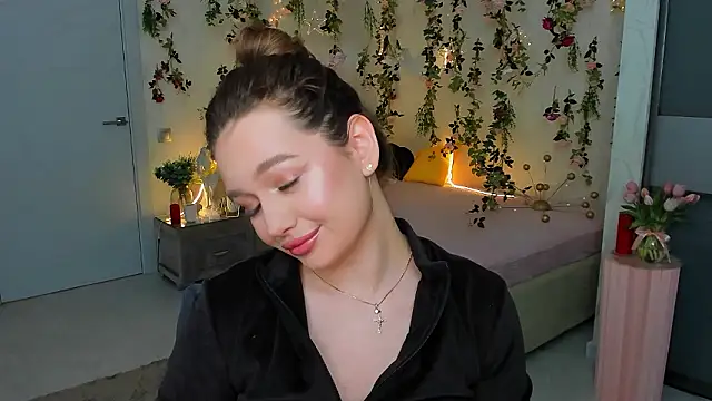 MiracleCurly online show from 1, 2, 2026