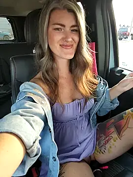 Lilmissvyx online show from 9, 9, 2025