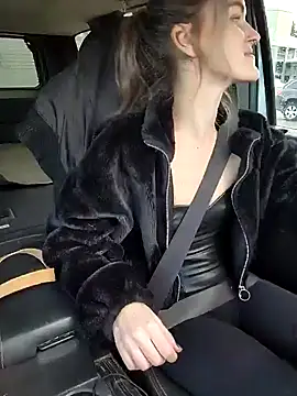 Lilmissvyx online show from 5, 2, 2025