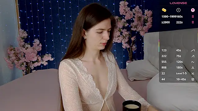 Snapshot of -Mirror-Girl- chatting on 26, 11, 2025 -Mirror-Girl- online show from 26, 11, 2025