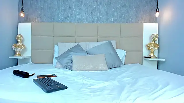 Hecatee 77 online show from 19, 3, 2026