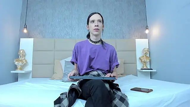 Hecatee 77 online show from 5, 3, 2026