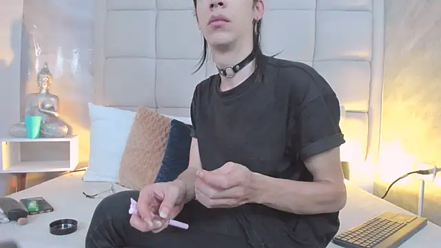 Hecatee 77 online show from 15, 9, 2025