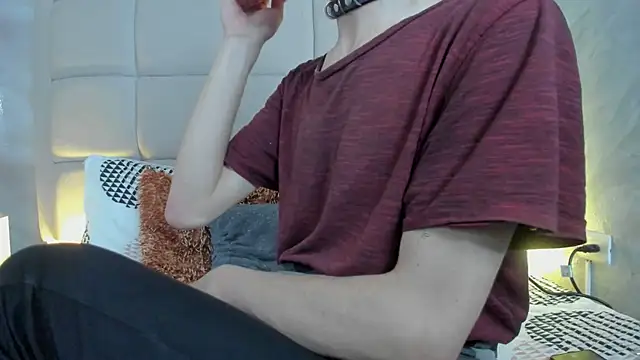 Hecatee 77 online show from 12, 2, 2026