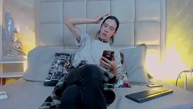 Hecatee 77 online show from 2, 11, 2025