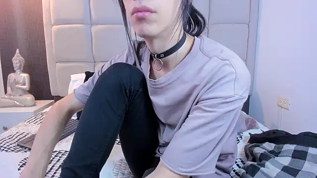 Hecatee 77 online show from 19, 3, 2025