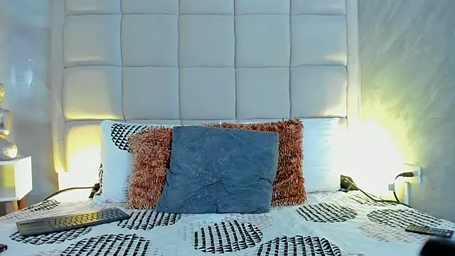 Hecatee 77 online show from 16, 2, 2026