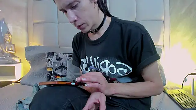 Hecatee 77 online show from 29, 10, 2025