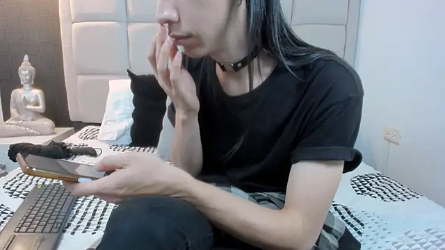 Hecatee 77 online show from 17, 3, 2025