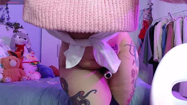 Snapshot of NaruBolita chatting on 26, 2, 2025 NaruBolita online show from 26, 2, 2025