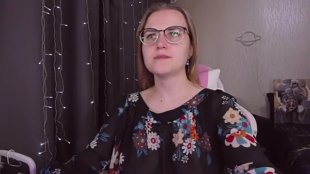 MissBrightShine online show from 13, 9, 2025