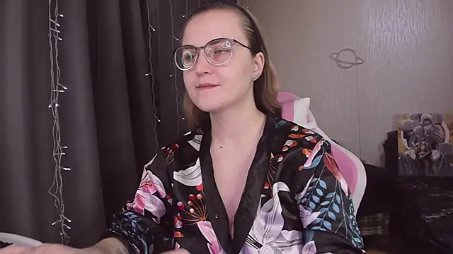 MissBrightShine online show from 11, 1, 2026