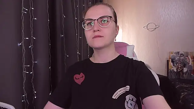 MissBrightShine online show from 9, 10, 2025