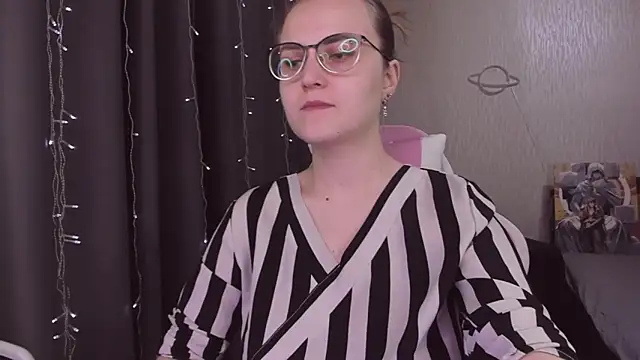 MissBrightShine online show from 6, 11, 2025