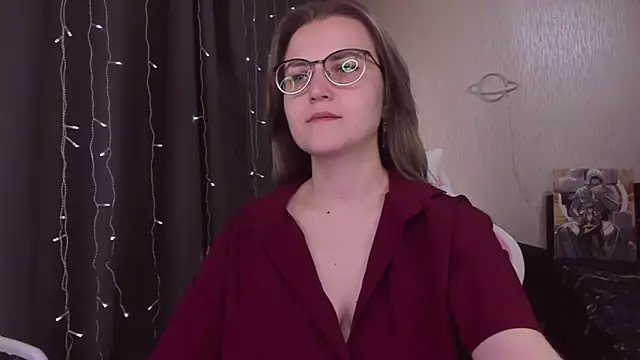 MissBrightShine online show from 10, 10, 2025