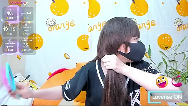 alonelove   online show from 2, 12, 2025