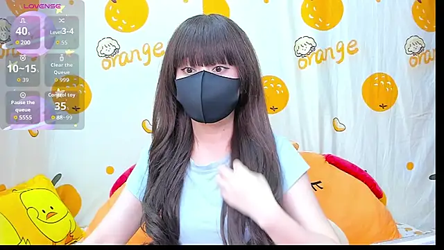 alonelove   online show from 10, 11, 2025