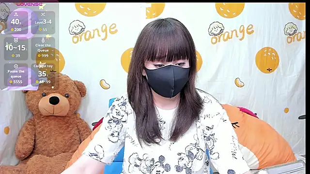 alonelove   online show from 17, 10, 2025