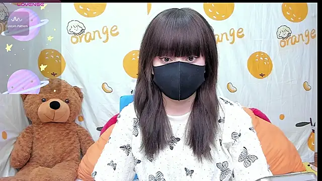 alonelove   online show from 11, 10, 2025