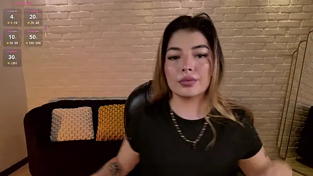 Snapshot of LisaMonroe_ chatting on 27, 9, 2025 LisaMonroe online show from 27, 9, 2025