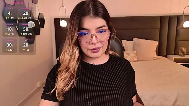 Snapshot of LisaMonroe_ chatting on 29, 9, 2025 LisaMonroe online show from 29, 9, 2025