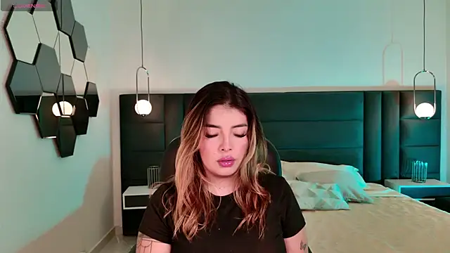 Snapshot of LisaMonroe_ chatting on 21, 9, 2025 LisaMonroe online show from 21, 9, 2025