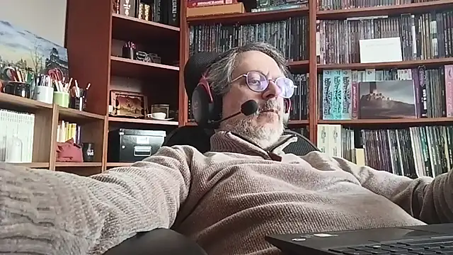 Mandra is a whore online show from 31, 10, 2025