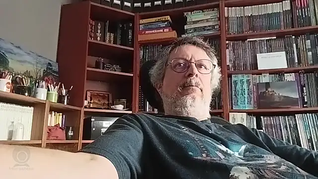 Mandra is a whore online show from 5, 11, 2025