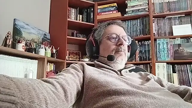 Mandra is a whore online show from 27, 10, 2025